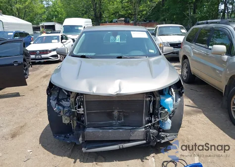 2018 Chevrolet Equinox Lt from USA, damaged, VIN 3GNAXJEV2JS610736